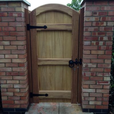 wooden automated gateway