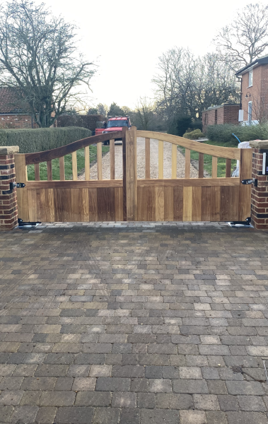 automatic electric gates with low brick walls